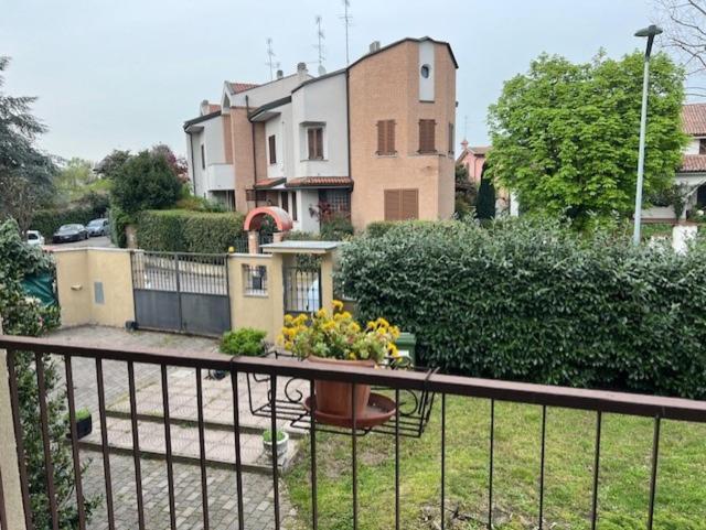 Отель Dolce Risveglio Vicino Milano Треццано-суль-Навиглио Экстерьер фото